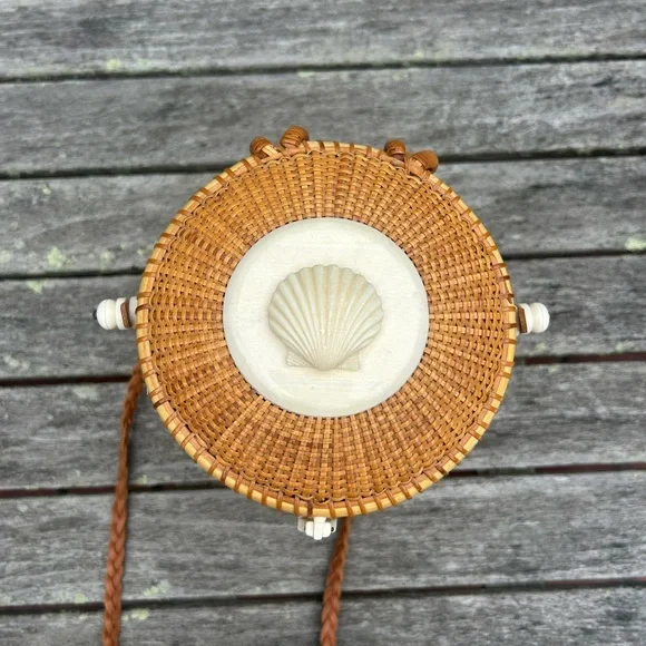Authentic Rare Nantucket woven Tan Basket Bag - Picture 2 of 5